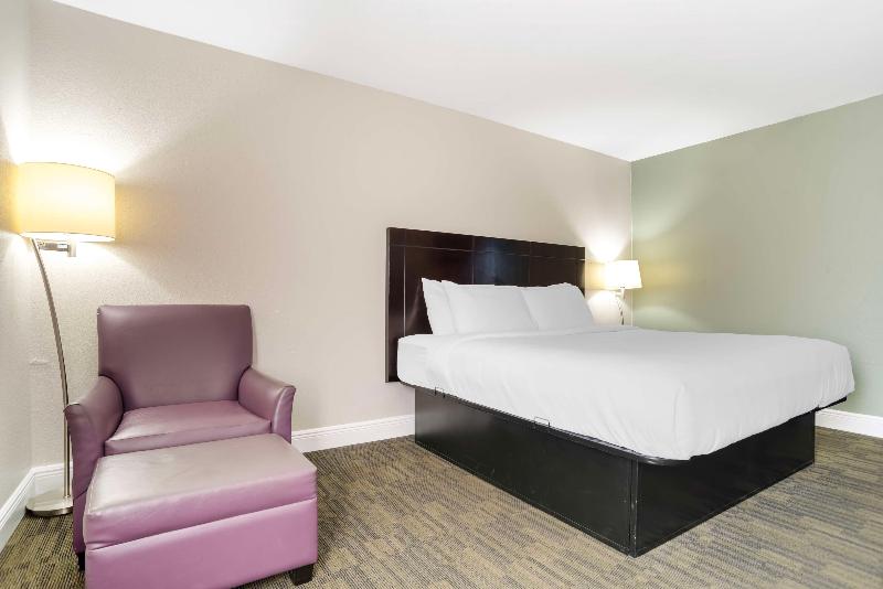 Best Western Bayou Inn image