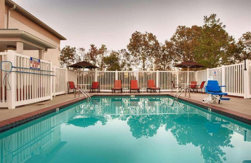 Best Western Zachary Inn image