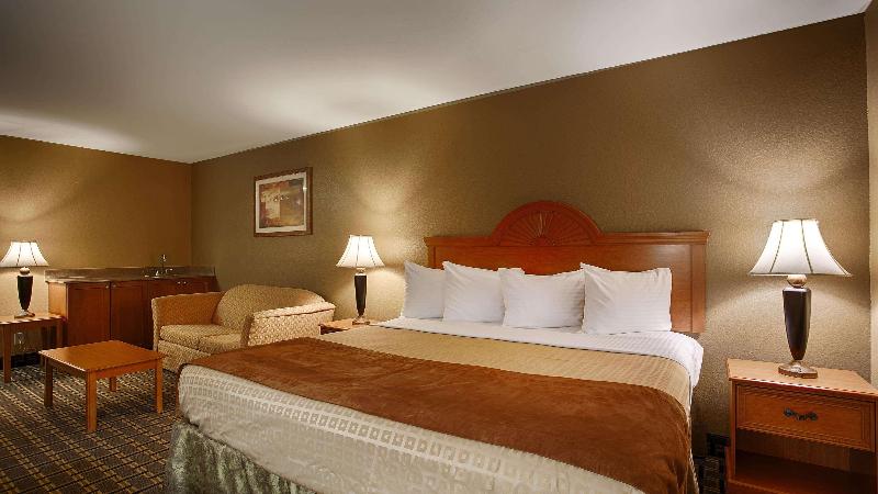 Best Western Zachary Inn image