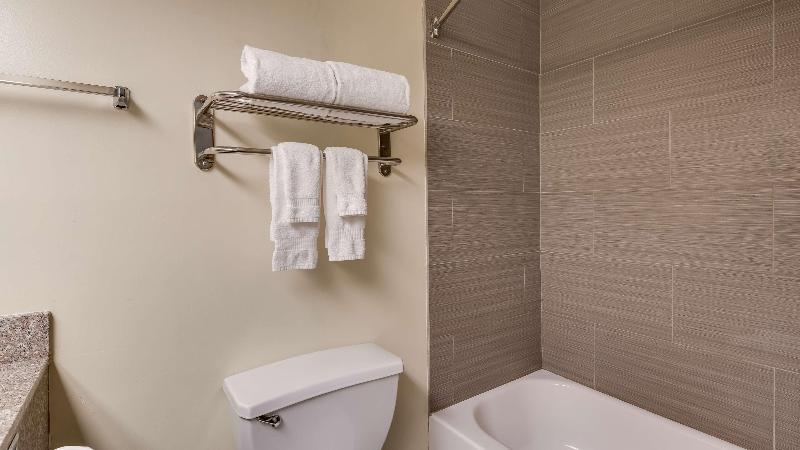 Best Western Rayne Inn image