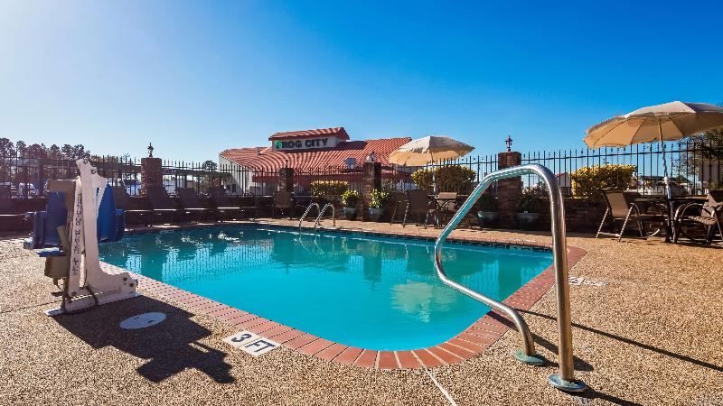 Best Western Rayne Inn image