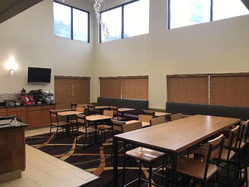 Best Western Rayne Inn image