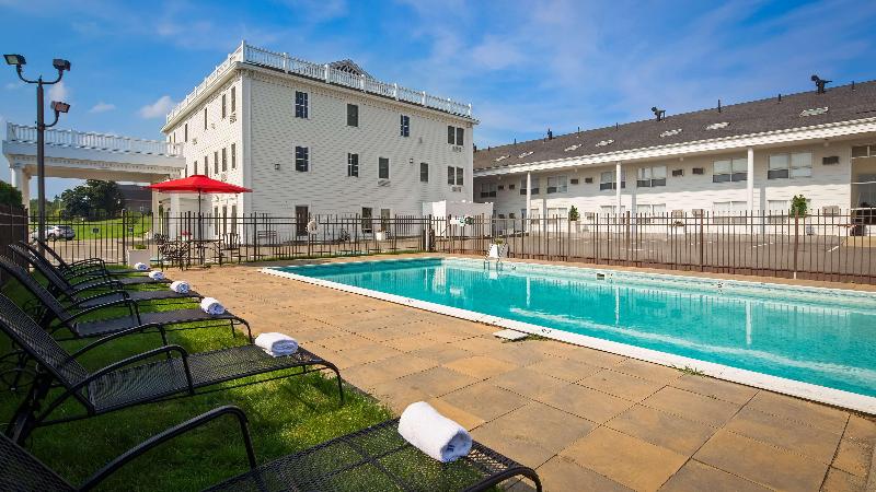 Best Western White House Inn image