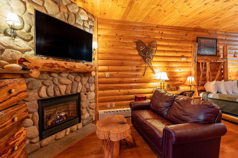 Best Western White House Inn image