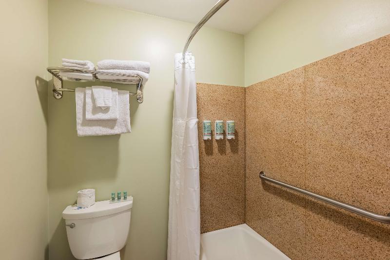 Best Western White House Inn image