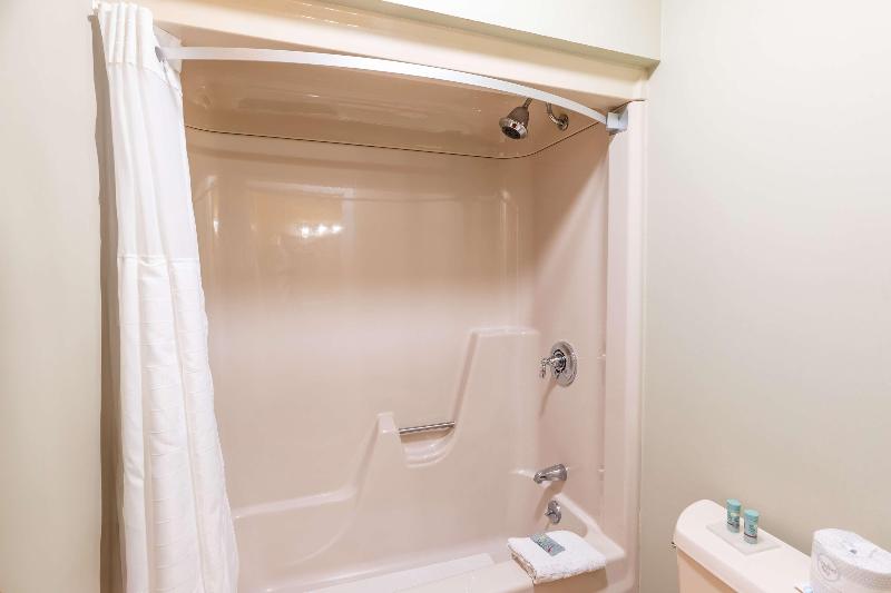 Best Western White House Inn image