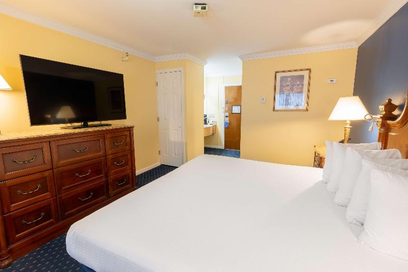 Best Western White House Inn image