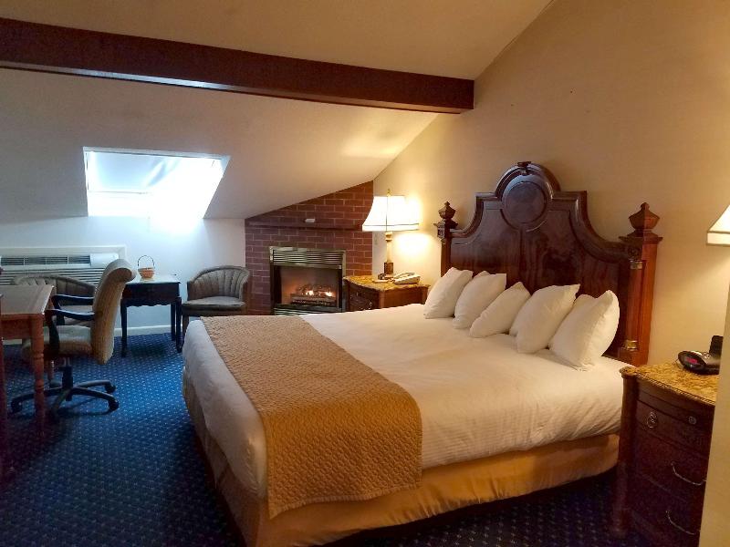 Best Western White House Inn image