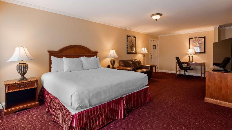 Best Western White House Inn image