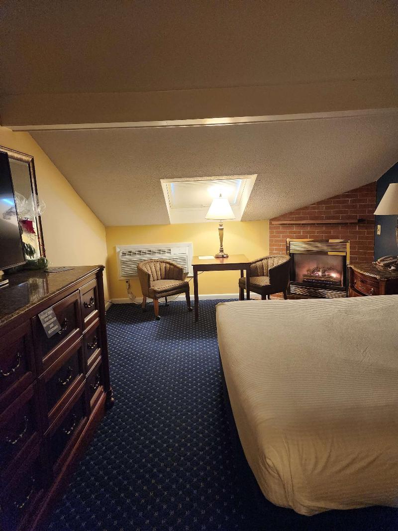 Best Western White House Inn image