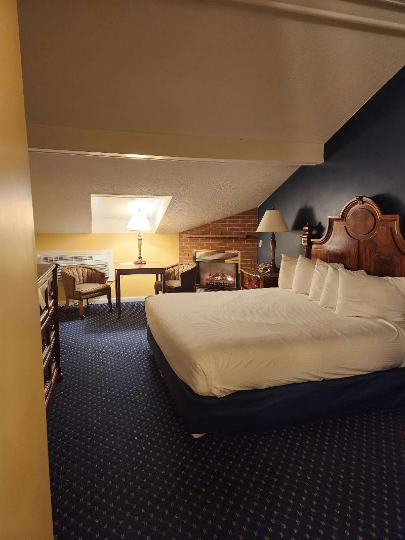 Best Western White House Inn image