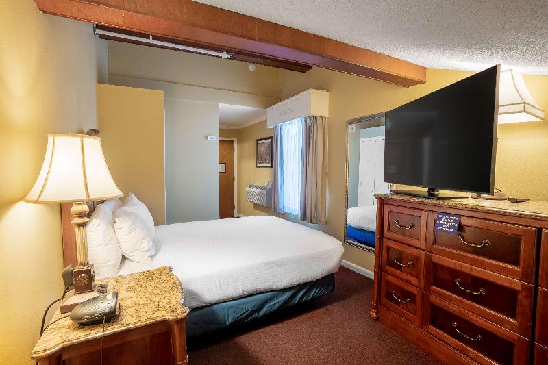 Best Western White House Inn image