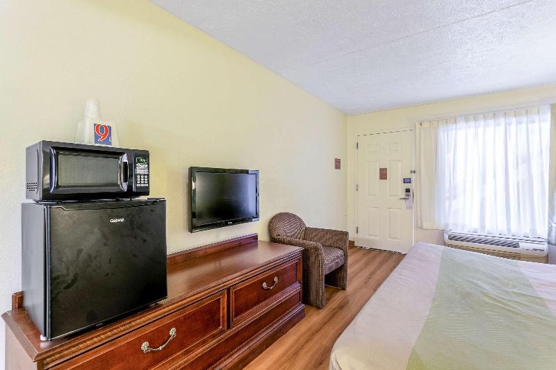 Best Western Invitation Inn image