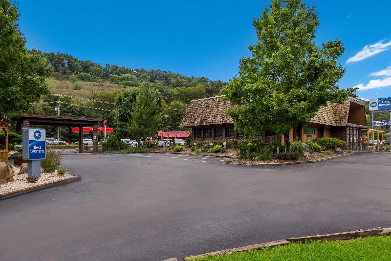 Best Western Braddock Inn image