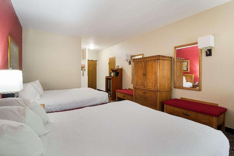 Best Western Braddock Inn image