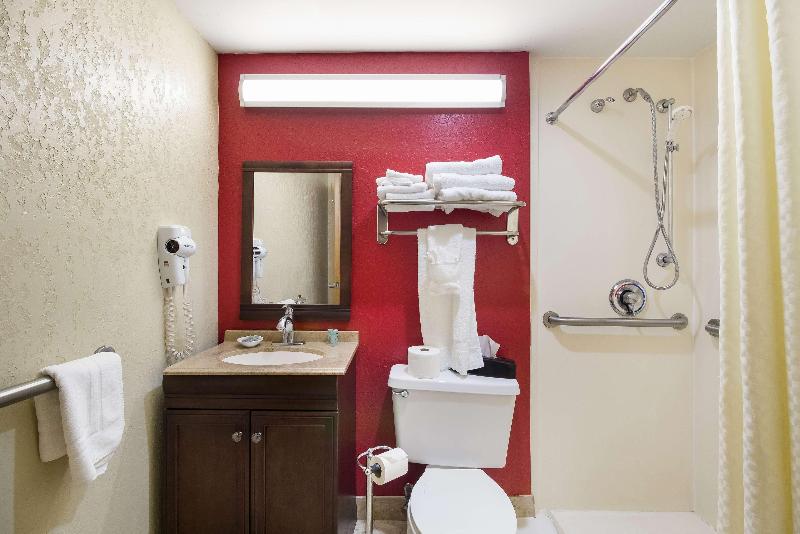 Best Western Braddock Inn image