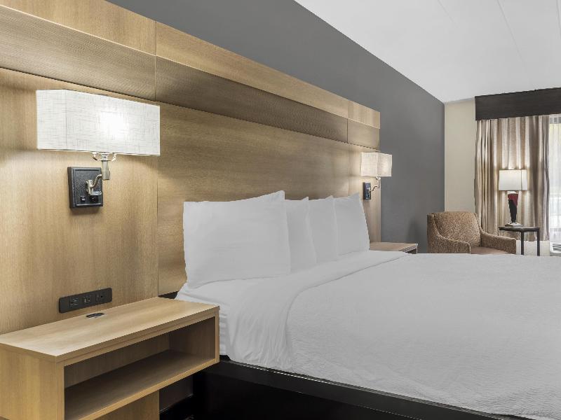 Best Western Braddock Inn image