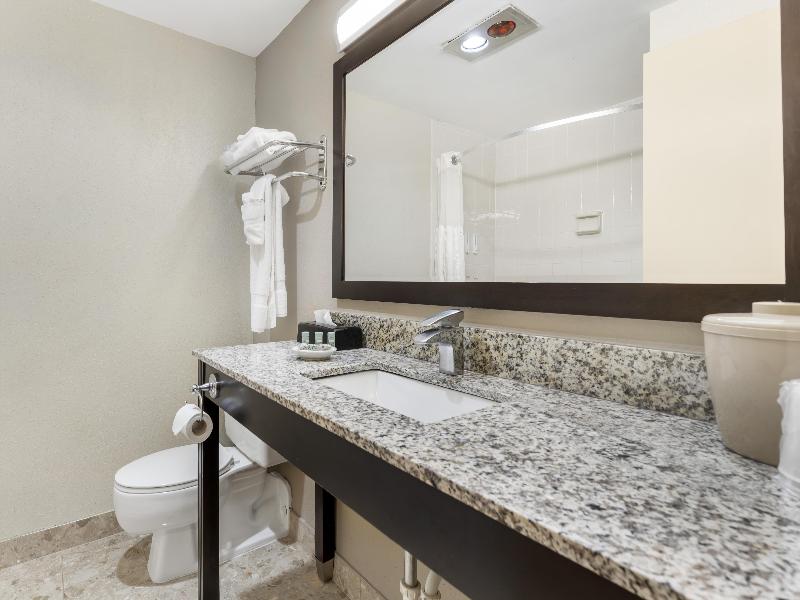 Best Western Braddock Inn image