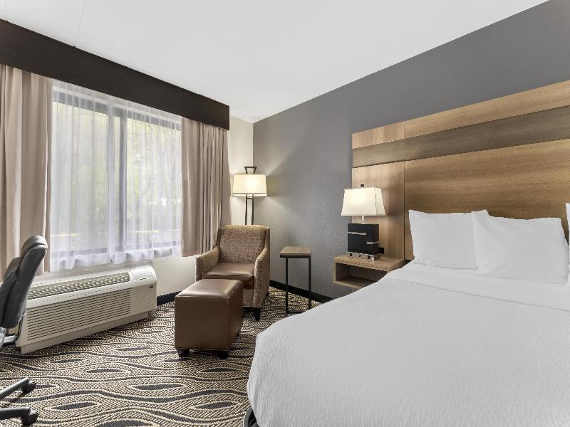 Best Western Braddock Inn image