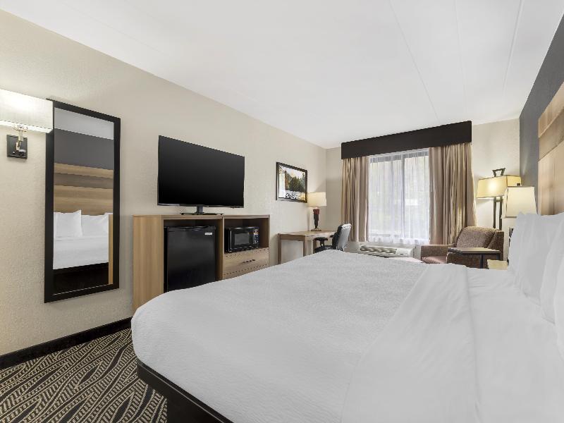 Best Western Braddock Inn image