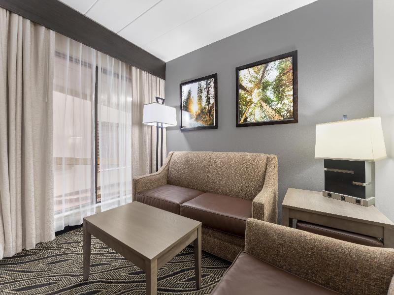 Best Western Braddock Inn image