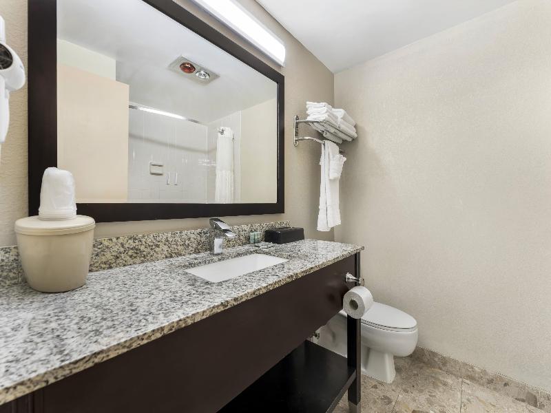 Best Western Braddock Inn image