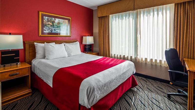 Best Western Braddock Inn image