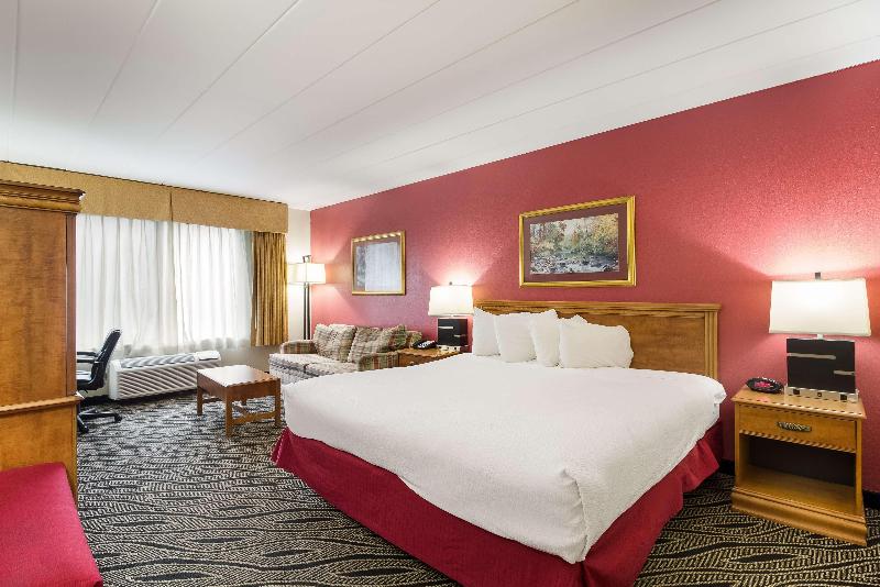 Best Western Braddock Inn image