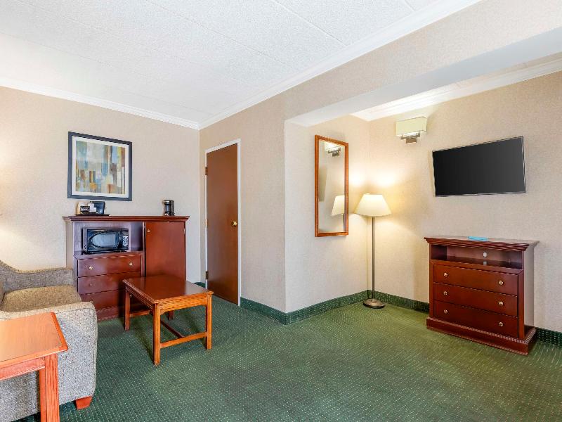 Best Western Capital Beltway Washington Dc image
