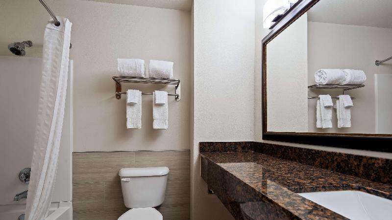 Best Western Denton Inn image 9