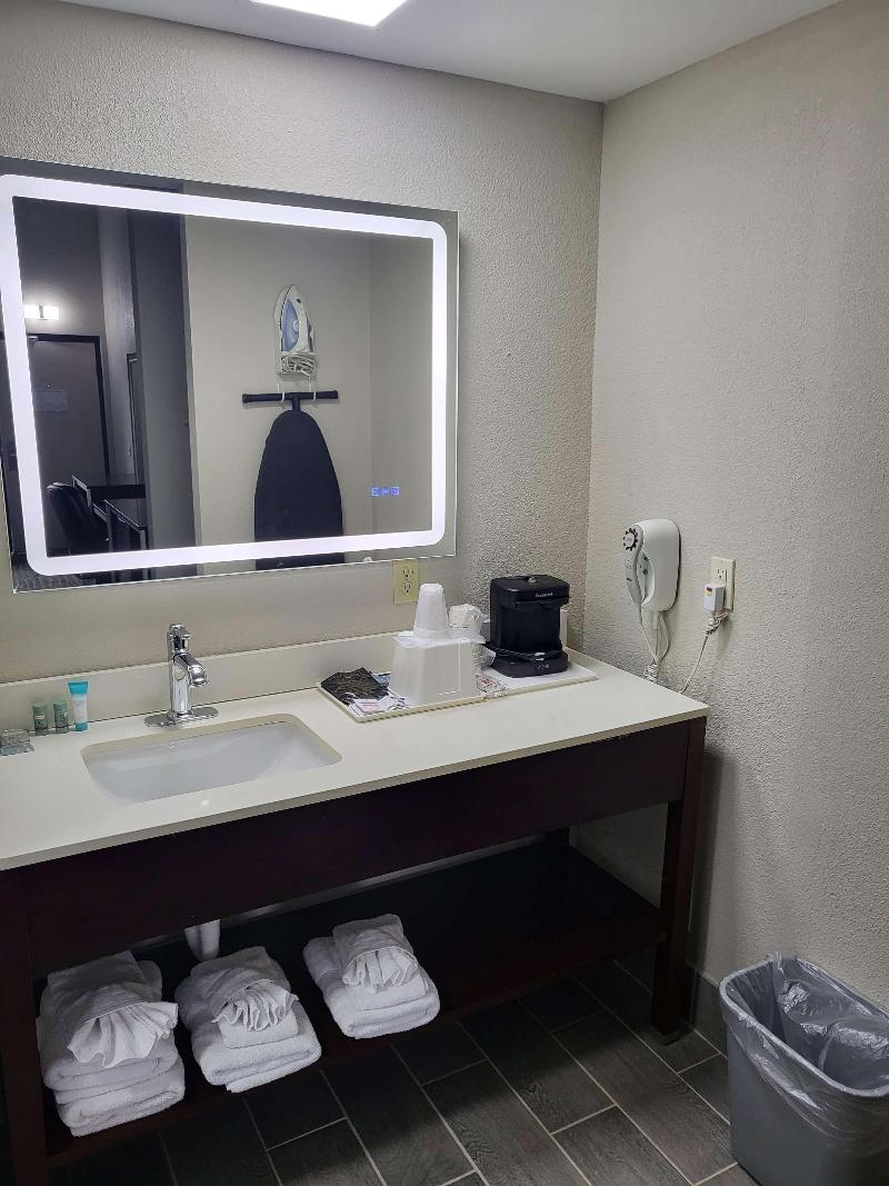 Best Western Kent Narrows Inn image