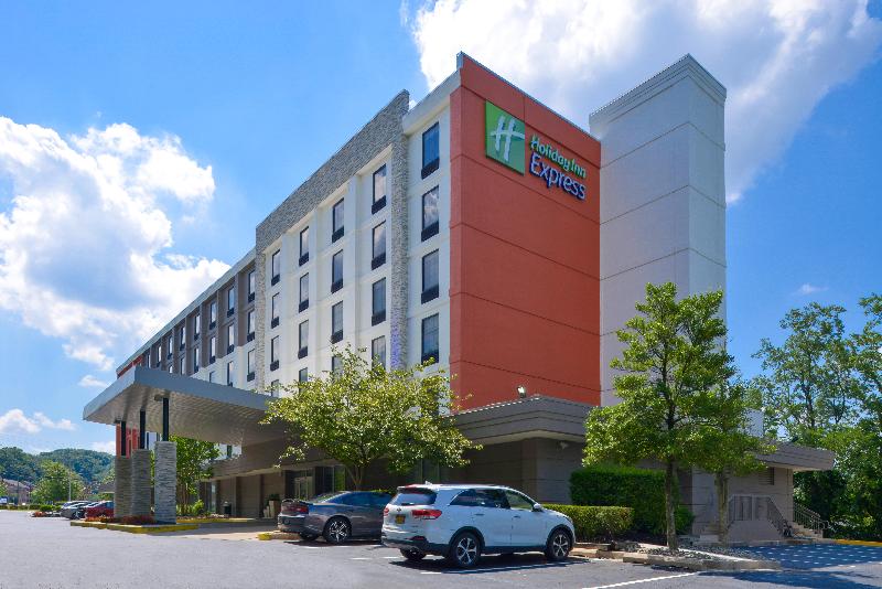 Holiday Inn Express Towson Baltimore N By IHG image