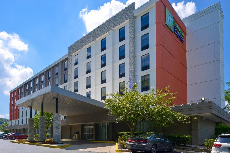 Holiday Inn Express Towson Baltimore N By IHG image