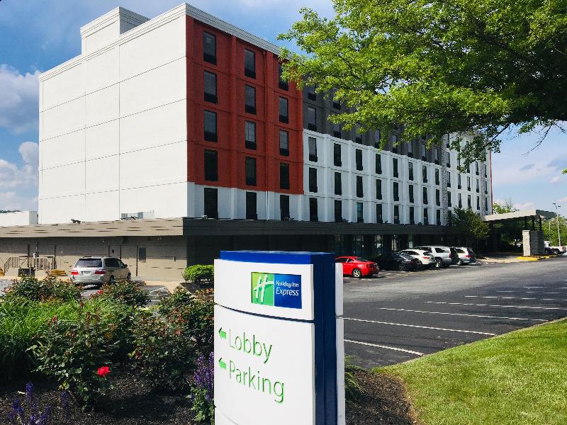 Holiday Inn Express Towson Baltimore N By IHG image