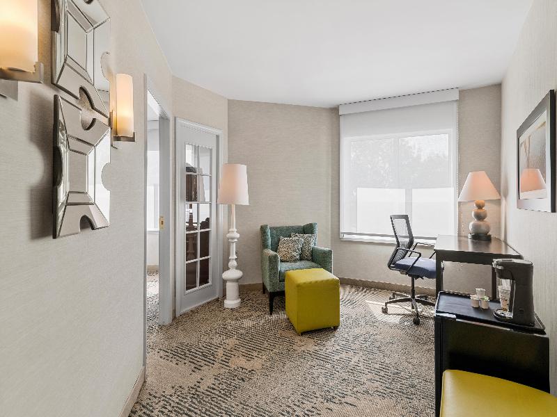 Best Western Plus Boston Hotel image