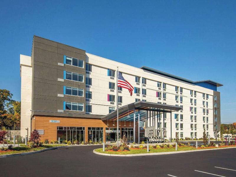 Magnuson Hotel Framingham image