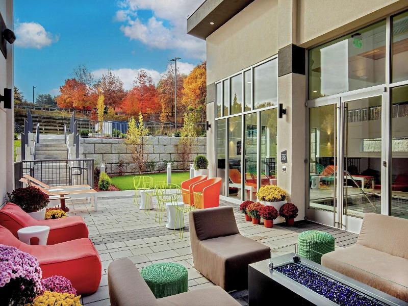 Magnuson Hotel Framingham image