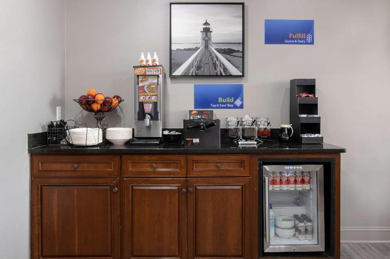 Best Western Dartmouth-New Bedford image