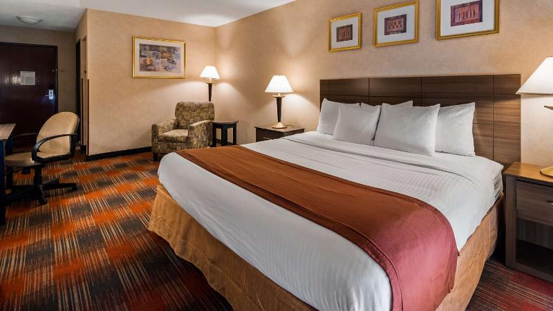 Best Western Dartmouth-New Bedford image