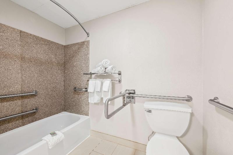 Best Western Dartmouth-New Bedford image