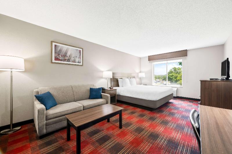 Best Western Dartmouth-New Bedford image