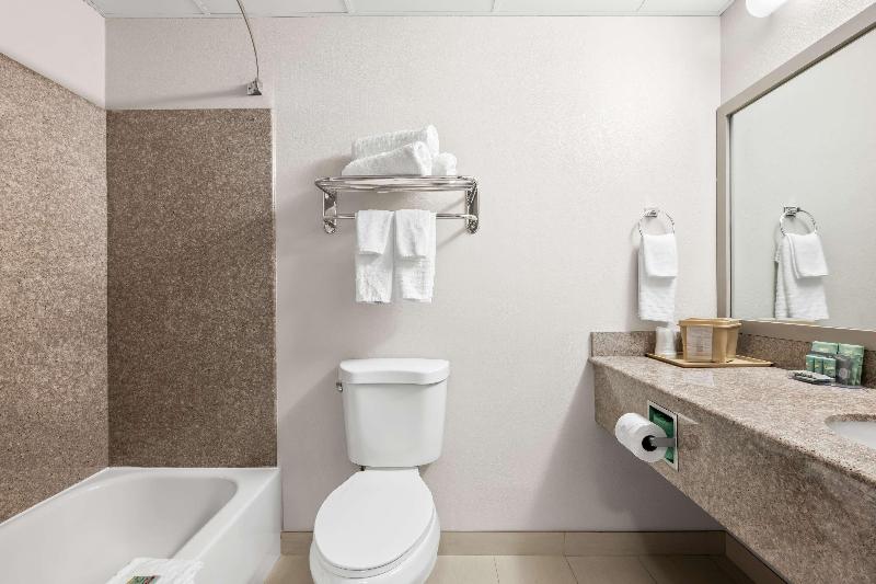 Best Western Dartmouth-New Bedford image