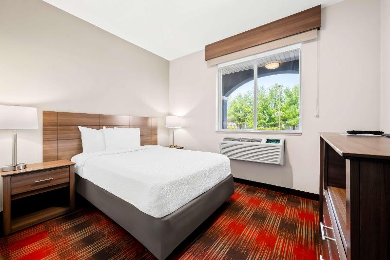 Best Western Dartmouth-New Bedford image
