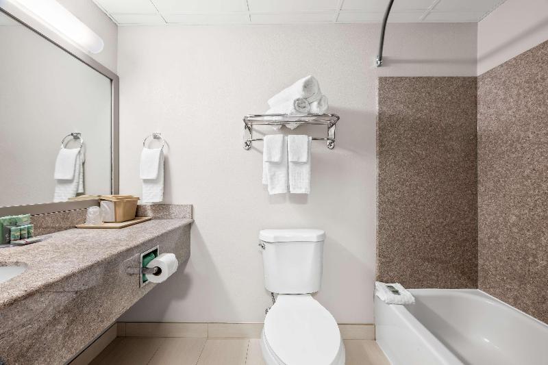 Best Western Dartmouth-New Bedford image