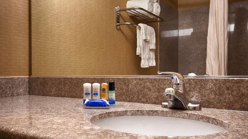 Best Western Dartmouth-New Bedford image
