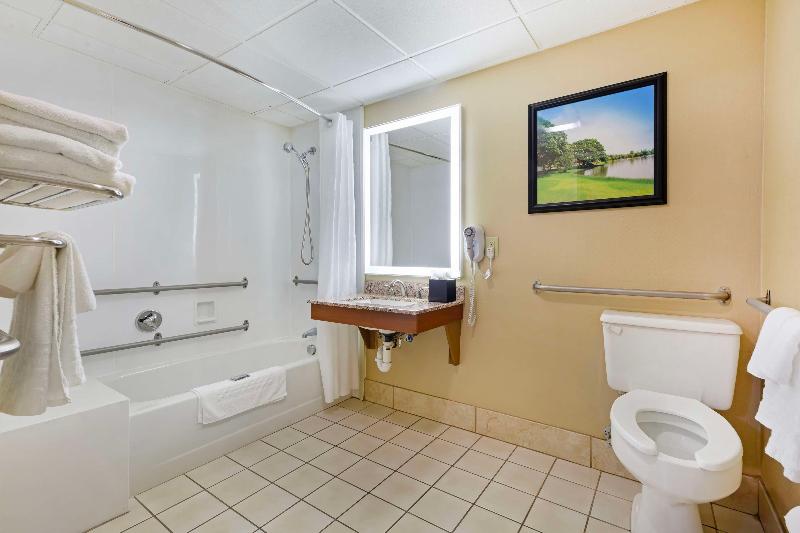Best Western Rockland image