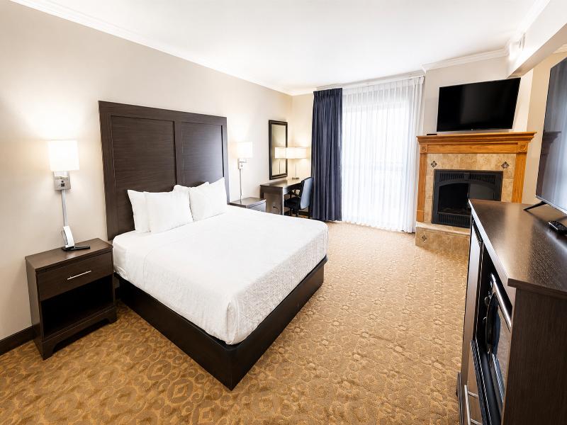 Magnuson Grand Pioneer Inn and Suites image