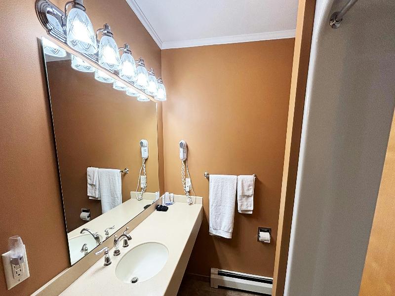Magnuson Grand Pioneer Inn and Suites image