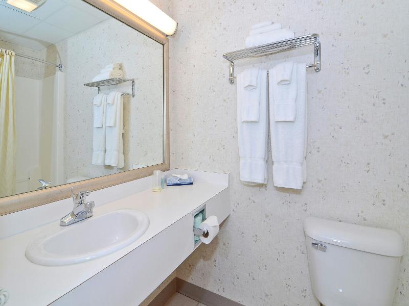 Magnuson Grand Pioneer Inn and Suites image