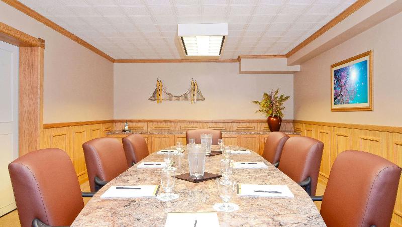 Magnuson Grand Pioneer Inn and Suites image